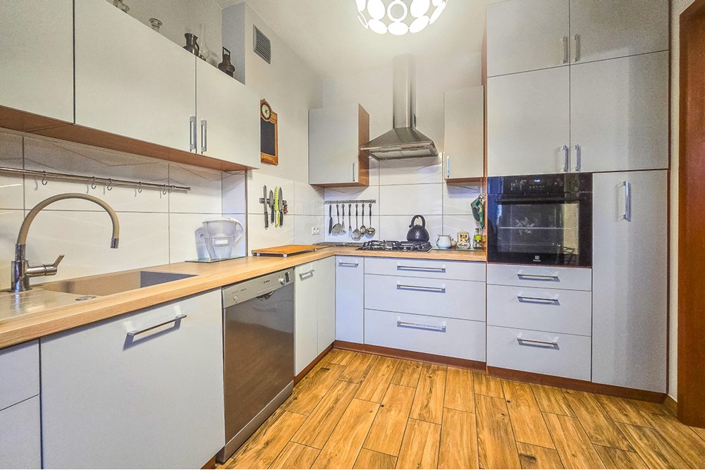 Mieszkanie - Sprzedaż - Łódź, Polska - Mieszkanie-na-sprzedaz-Lodz-15.jpg - 470191039-145