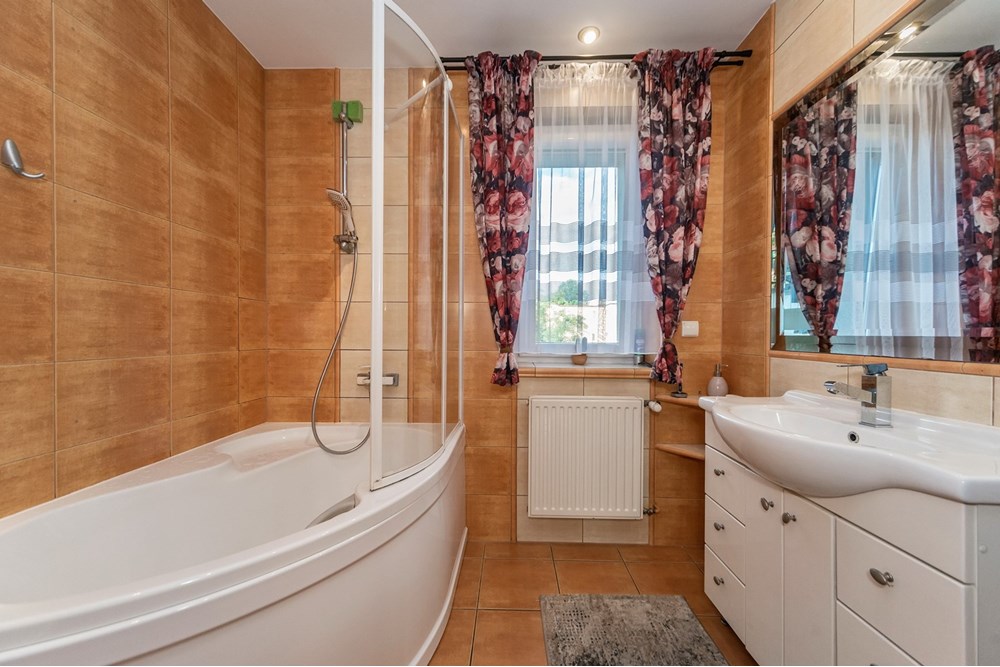 Dom dwurodzinny - Sprzedaż - Bestwinka, Polska - BEST_050M.jpg - 800061076-435