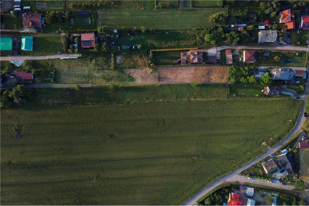 Działka budowlana - Sprzedaż - Wieliczka, Polska - 33 - 800241031-39