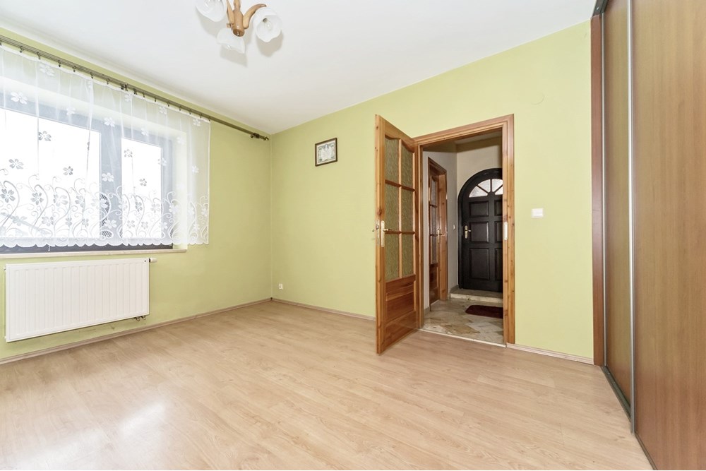 Dom wolnostojący - Sprzedaż - Rajcza, Polska - 17g.jpg - 800061016-1302