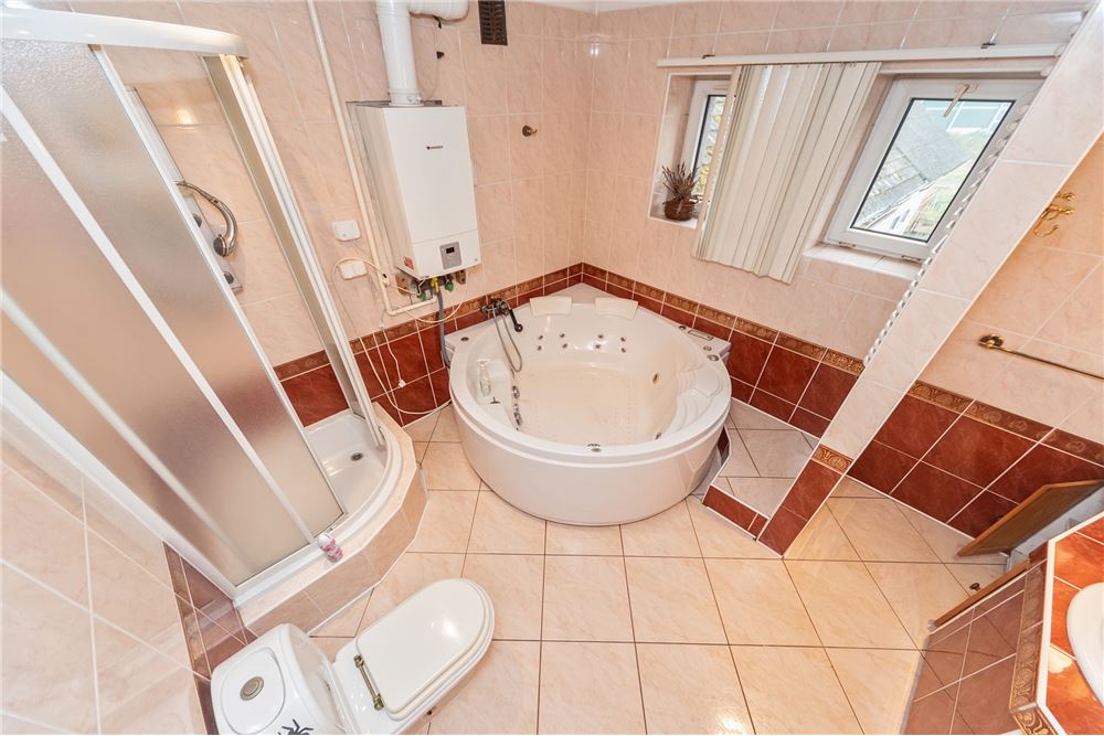 Dom wolnostojący - Sprzedaż - Jawiszowice, Polska - 63 - 800061076-422