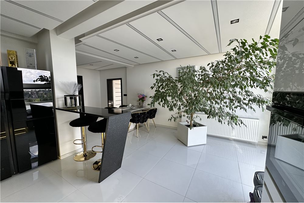 Mieszkanie - Sprzedaż - Bielsko-Biała, Polska - 26 - 800061098-166