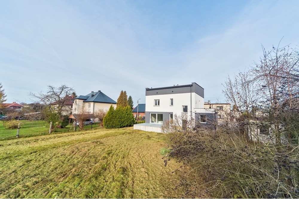 Nieruchomość inwestycyjna - Sprzedaż - Pszczyna, Polska - FRED3_010M.jpg - 800061076-448