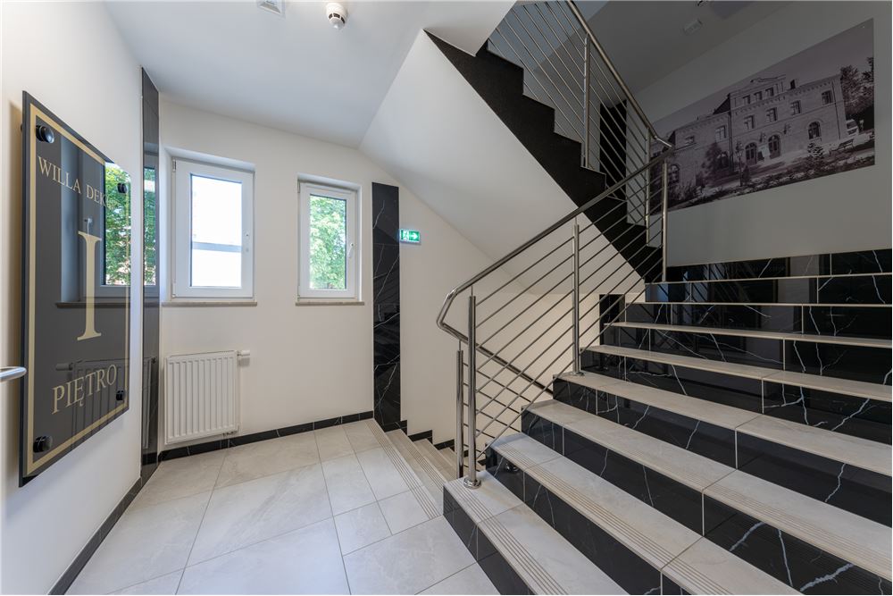 Gyvenamasis - Butas - Żyrardów, Polska - PL - 38 - 810251037-47