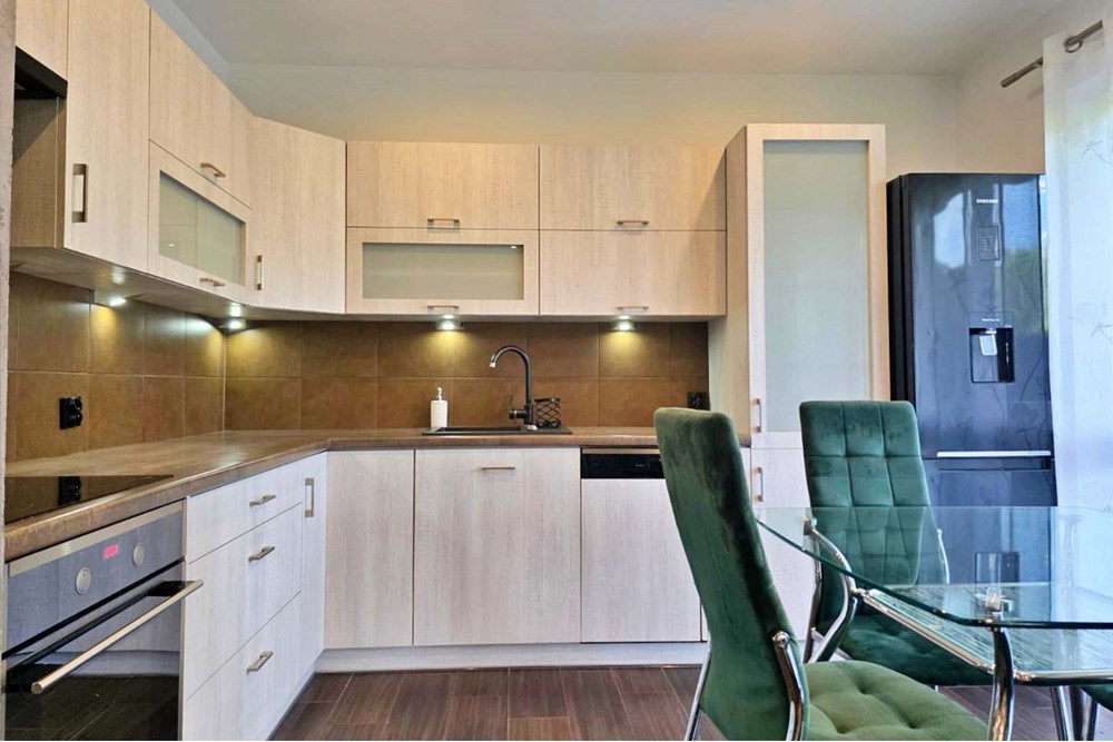 Mieszkanie na parterze - Sprzedaż - Bielsko-Biała, Polska - 5.jpg - 800061016-1271