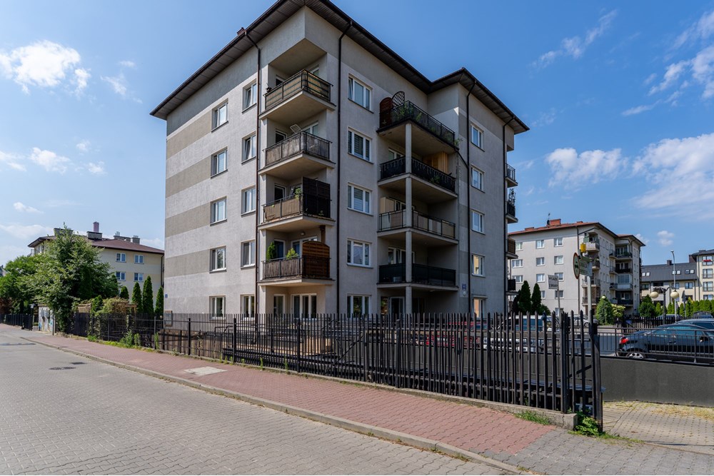 Mieszkanie na parterze - Sprzedaż - Ząbki, Polska - MAZOWIECKA-3.jpg - 810251035-66