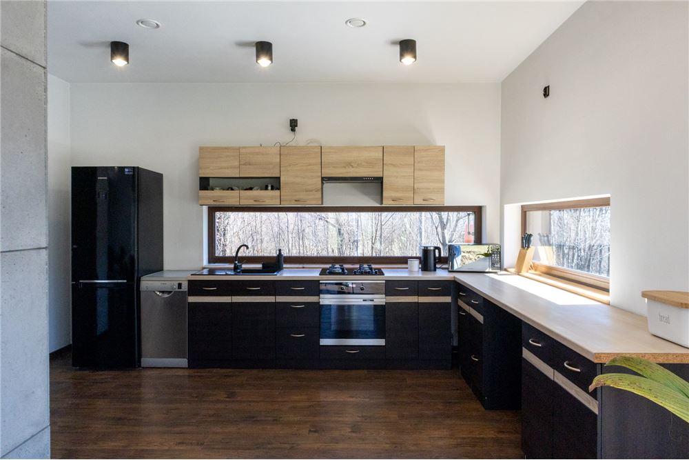 Dom wolnostojący - Sprzedaż - Radziechowy, Polska - 12 - 800061039-513