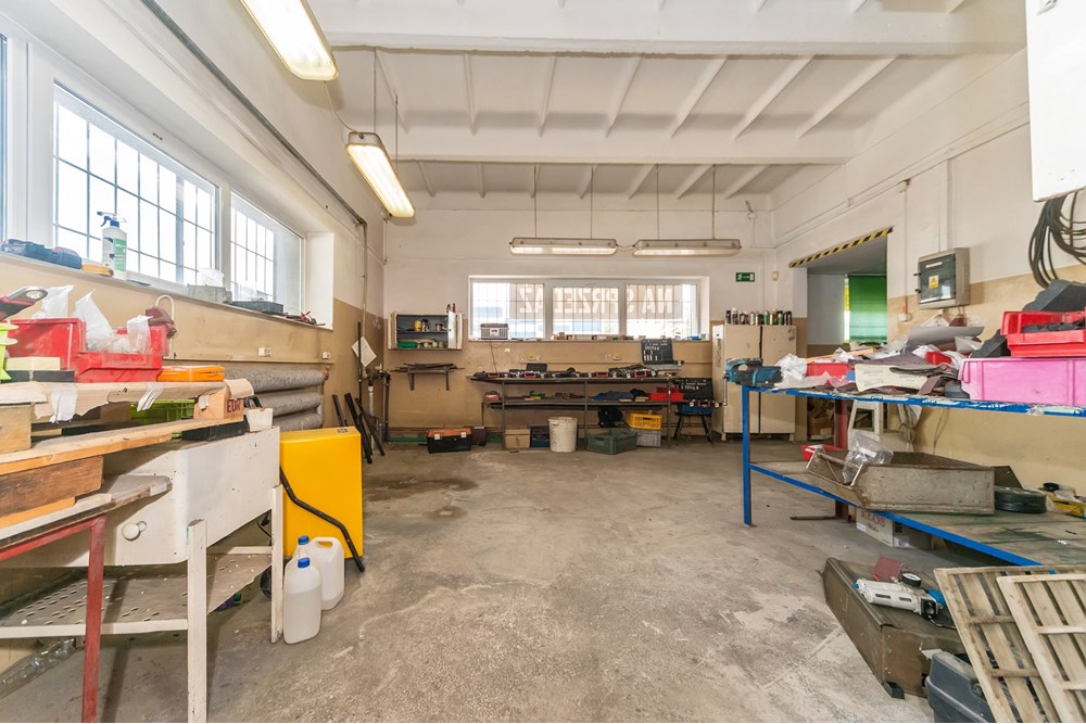 Nieruchomość przemysłowa - Sprzedaż - Bielsko-Biała, Polska - ZIBI_029D.jpg - 800061127-28