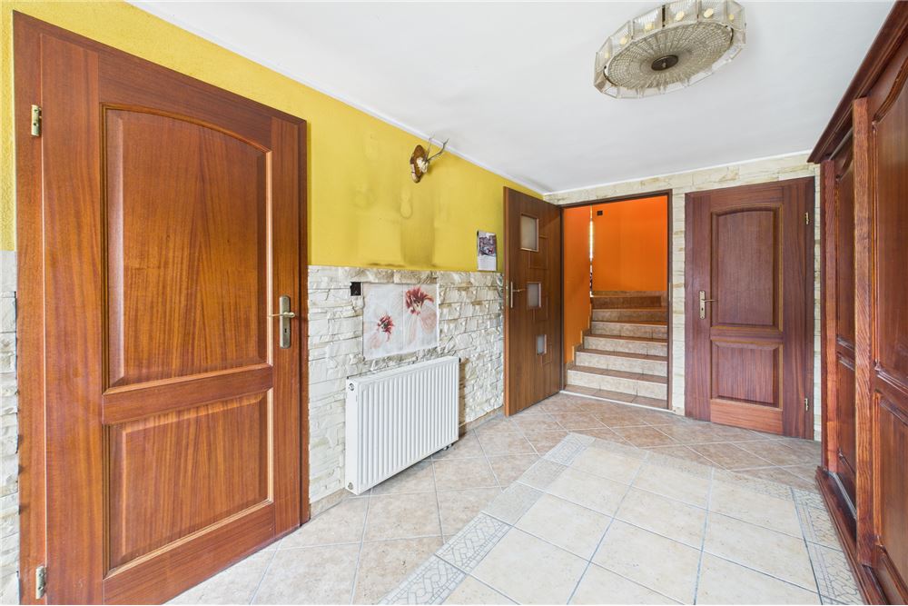 Dom w zabudowie szeregowej - Sprzedaż - Rybnik, Polska - 9 - 470311001-38