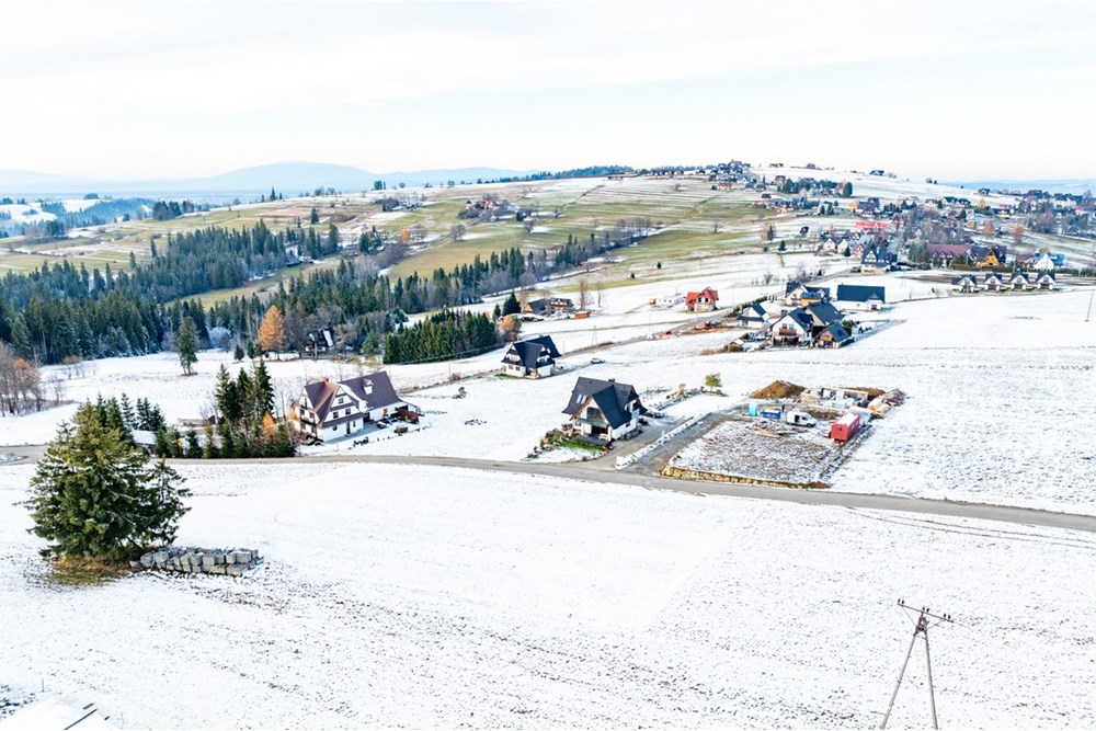 Działka budowlana - Sprzedaż - Czerwienne, Polska - 20251119-DJI_0889-HDR.jpg - 470151051-83
