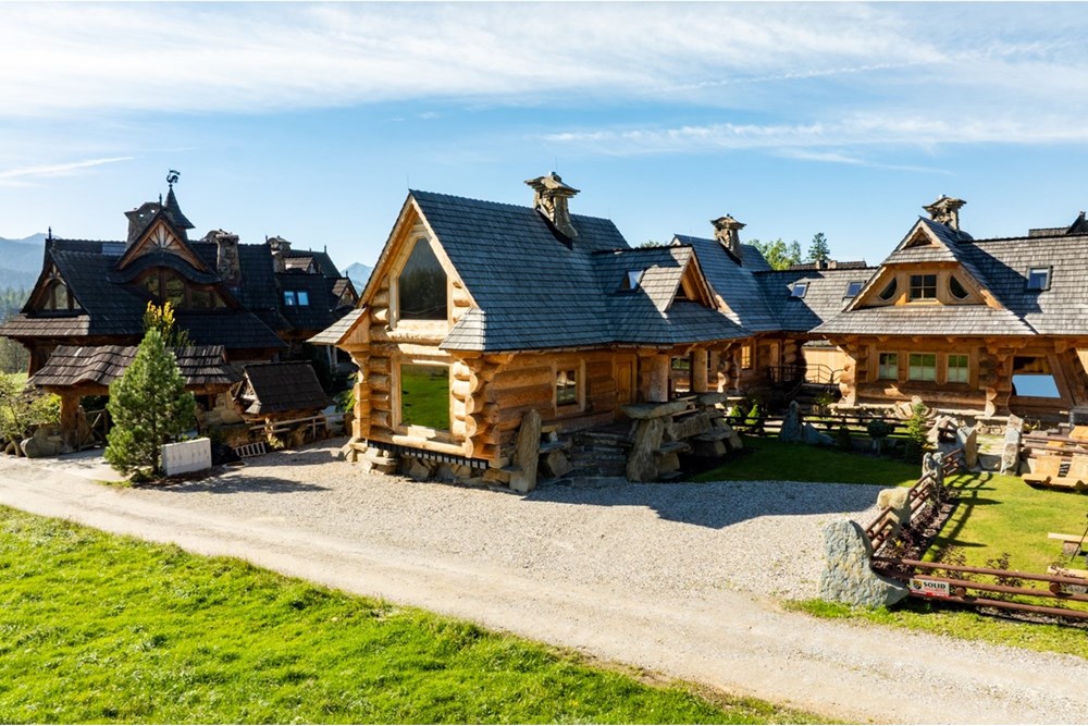 Dom wolnostojący - Sprzedaż - Kościelisko, Polska - 20251004-DJI_0985-HDR.jpg - 470151035-145