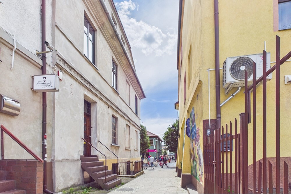 Biznes - Sprzedaż - Kutno, Polska - CAM03517G0-PR0040-STILL016.jpg - 470291005-24