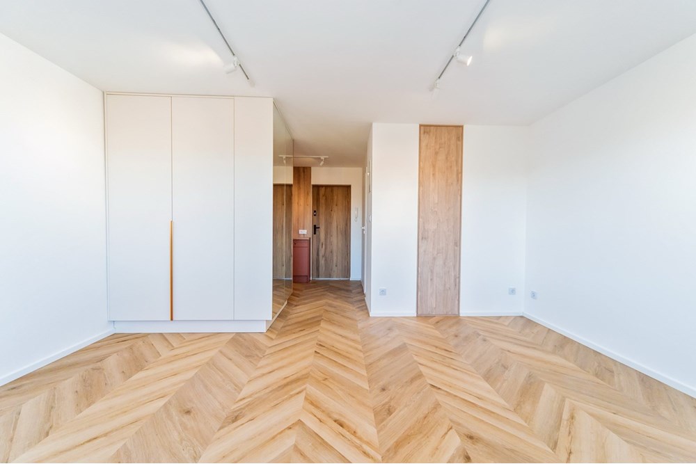 Kawalerka - Wynajem - Bielsko-Biała, Polska - 1.jpg - 800061057-198