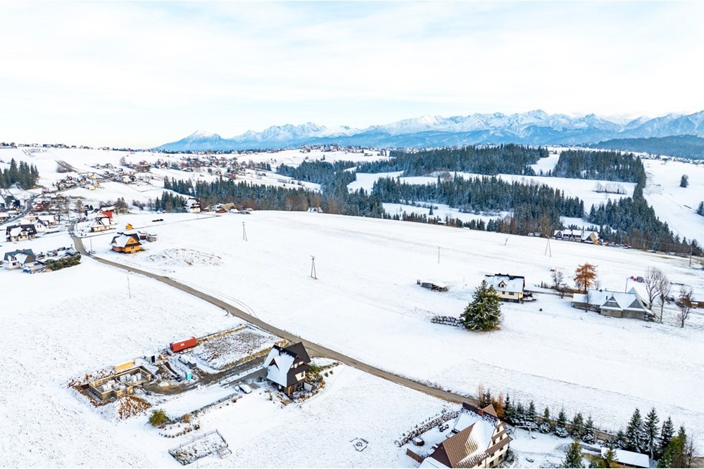 Działka budowlana - Sprzedaż - Czerwienne, Polska - 20251119-DJI_0852-HDR.jpg - 470151051-83