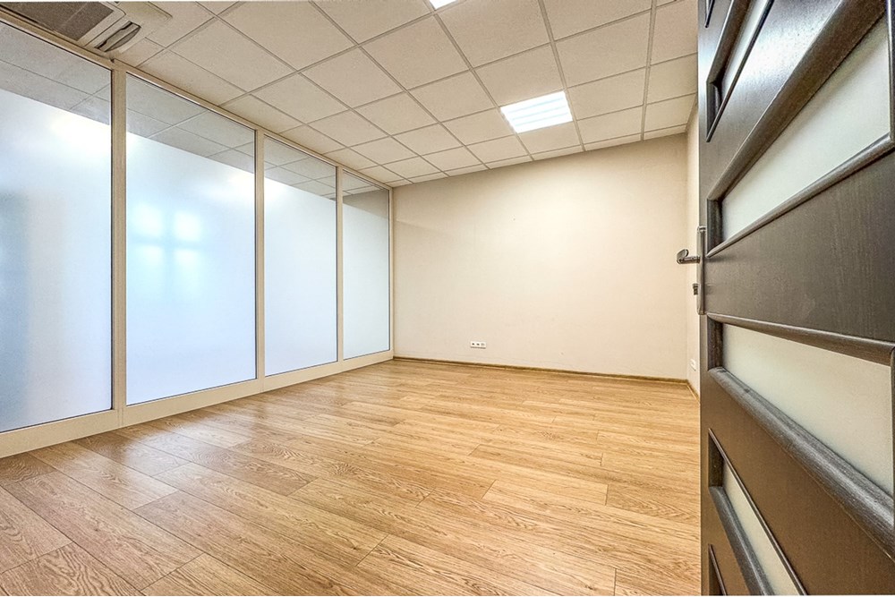 Biuro - Wynajem - Łódź, Polska - Lokal-uslugowy-na-wynajem-6.jpg - 470191057-37