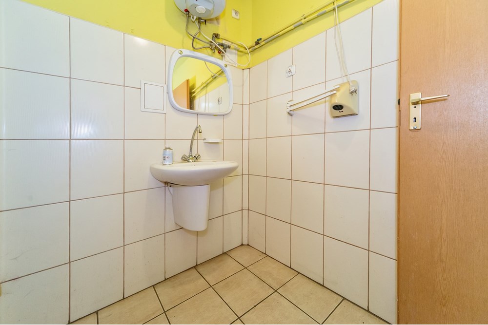 Nieruchomość przemysłowa - Sprzedaż - Bielsko-Biała, Polska - ZIBI_027D.jpg - 800061127-28