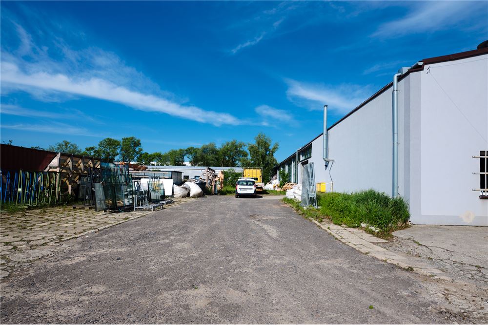 Nieruchomość przemysłowa - Sprzedaż - Bielsko-Biała, Polska - 15 - 800061016-1251