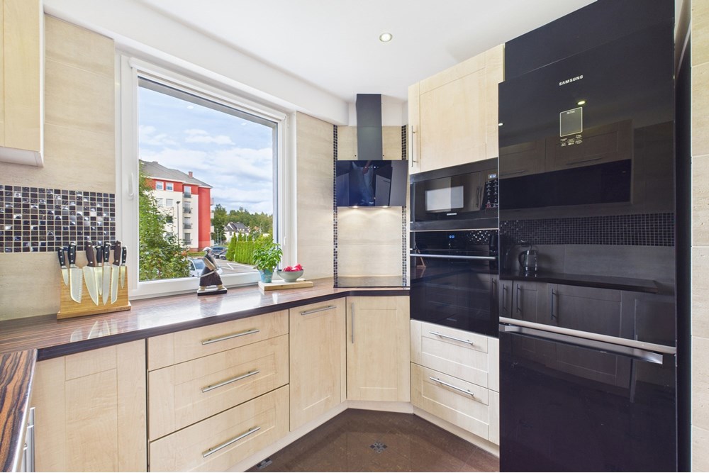 Mieszkanie - Sprzedaż - Koszalin, Polska - 5.jpg - 470281003-77