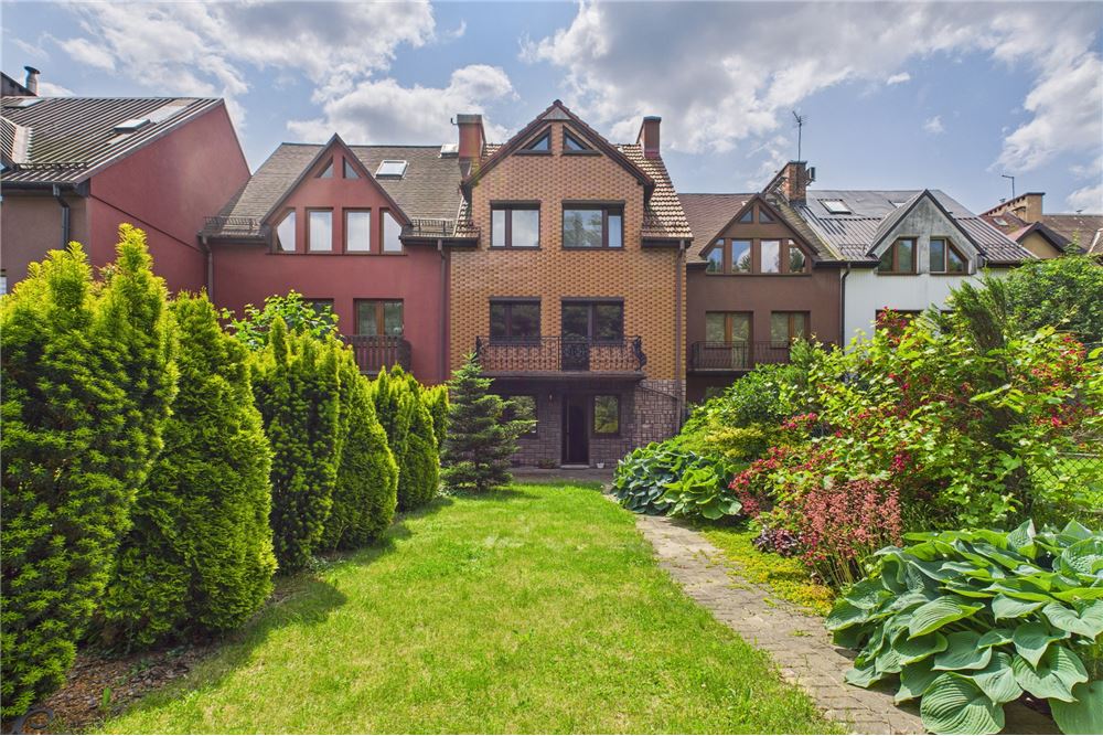 Dom w zabudowie szeregowej - Sprzedaż - Rybnik, Polska - 1 - 470311001-38