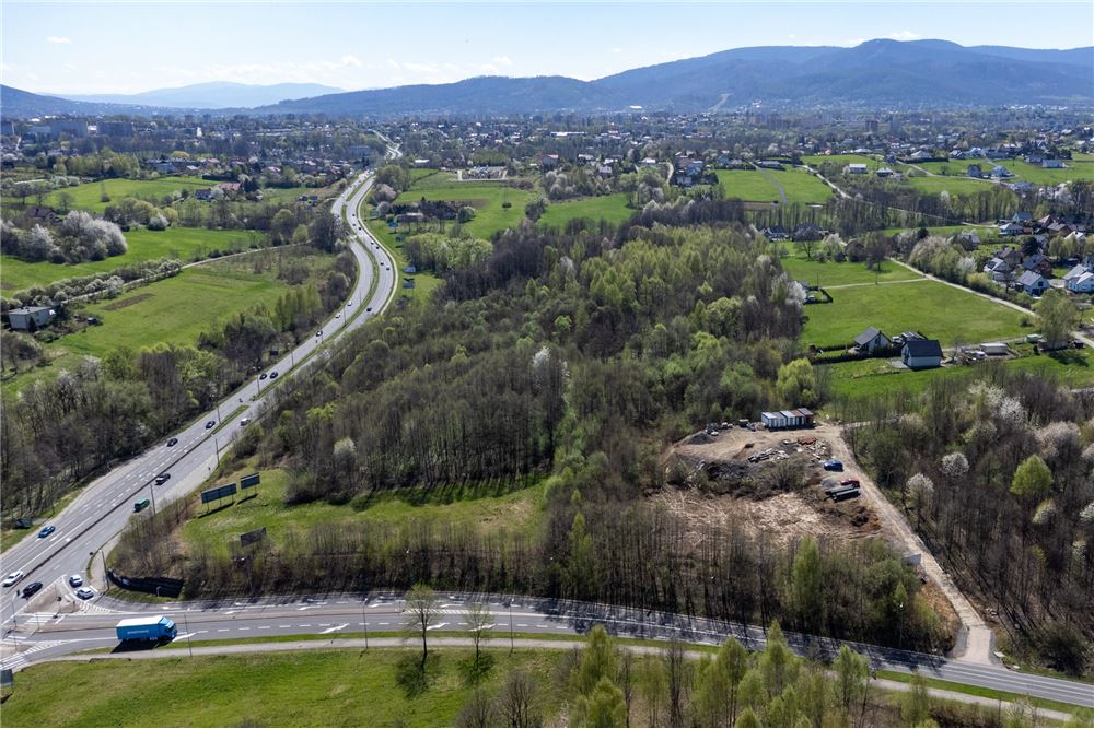 Nieruchomość inwestycyjna - Sprzedaż - Bielsko-Biała, Polska - 30 - 800061103-157