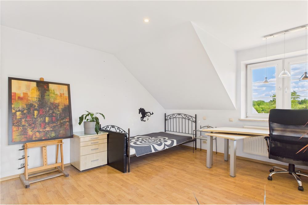 Dom wolnostojący - Sprzedaż - Łódź, Polska - 25 - 470291004-251