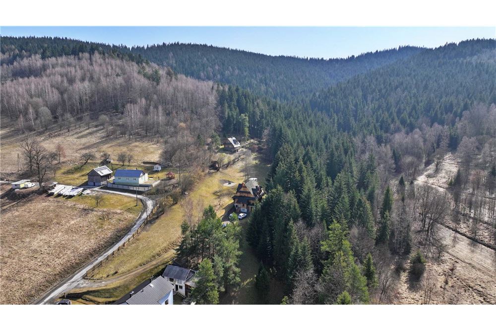 Dom wolnostojący - Sprzedaż - Pewel Ślemieńska, Polska - 69 - 800061016-1147