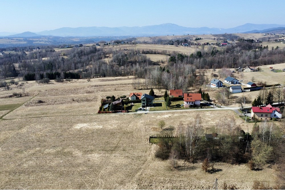 Działka budowlana - Sprzedaż - Gilowice, Polska - dji_fly_20250322_104512_347_1742636721510_photo_optimized.jpg - 800061130-12