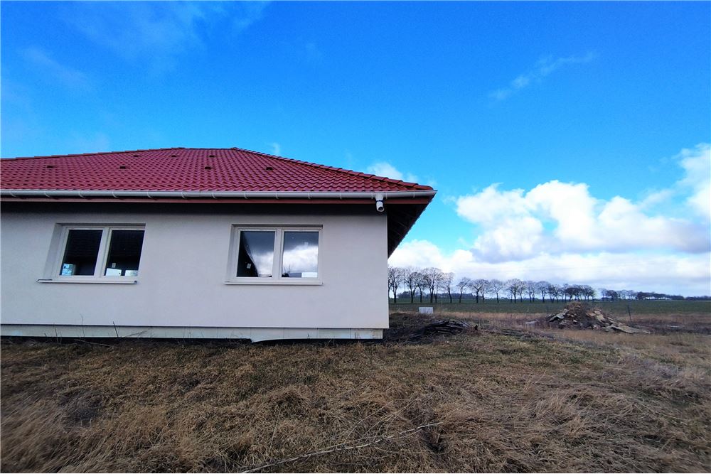 Dom wolnostojący - Sprzedaż - Siemyśl, Polska - 2 - 790221004-124