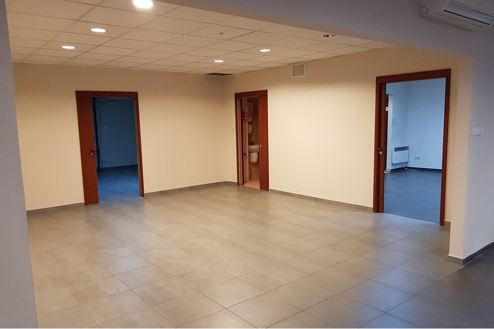 Lokal handlowy/usługowy - Sprzedaż - Kołobrzeg, Polska - 8_20200115_091336.jpg - 790221010-39