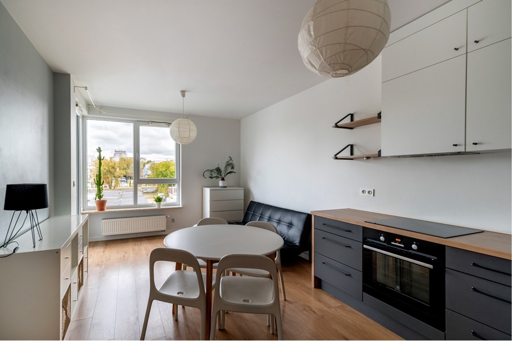 Mieszkanie - Wynajem - Warszawa, Polska - 24319659_raw.jpg - 810131039-188