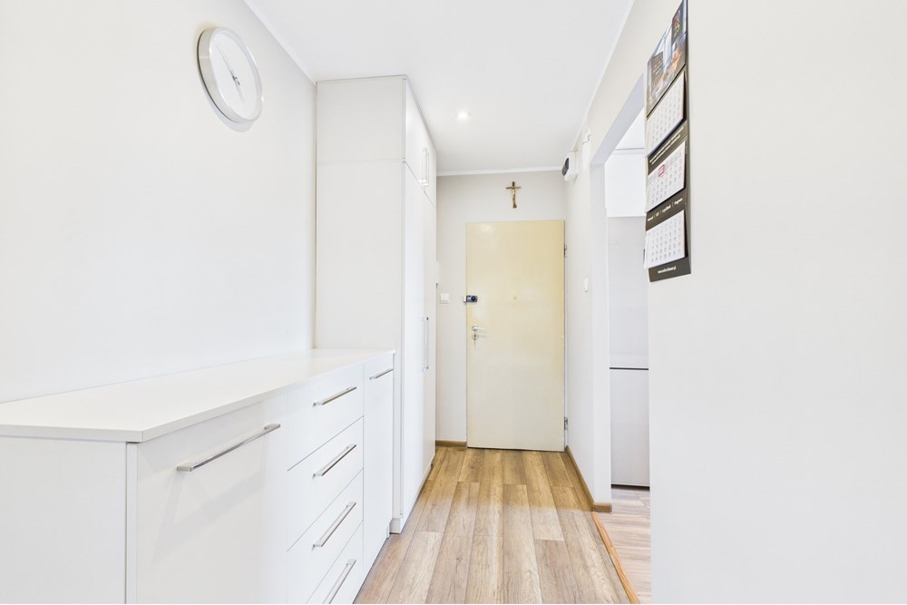 Mieszkanie - Sprzedaż - Kutno, Polska - CAM03517G0-PR0044-STILL003.jpg - 470291005-31