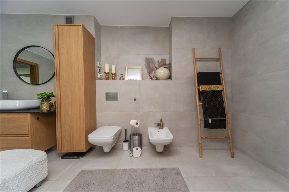 Dom jednorodzinny - Sprzedaż - Tarnowskie Góry, Polska - 58 - 800061076-410