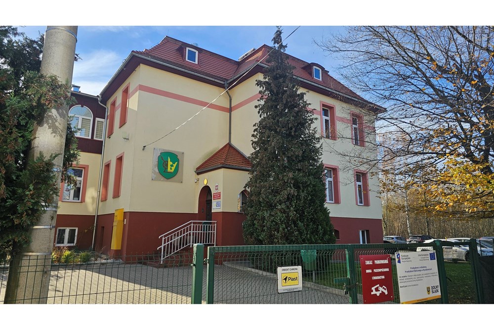 Mieszkanie - Sprzedaż - Mysłakowice, Polska - 20251105_122254(1).jpg - 800061135-17