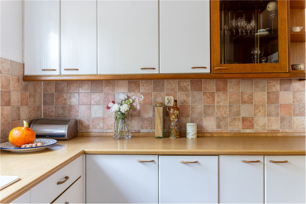 Dom wolnostojący - Sprzedaż - Józefów, Polska - 83 - 810251028-66