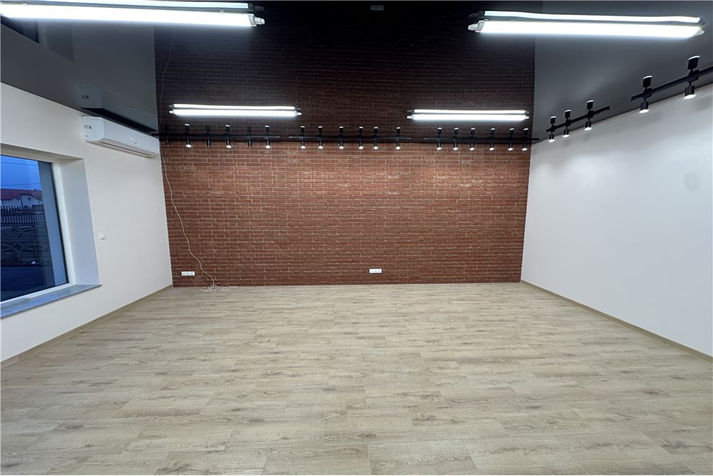 Lokal handlowy/usługowy - Wynajem - Jaworze, Polska - 32 - 800061103-144