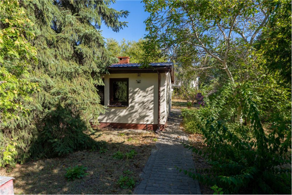 Działka budowlana - Sprzedaż - Warszawa, Polska - 1 - 810251007-90