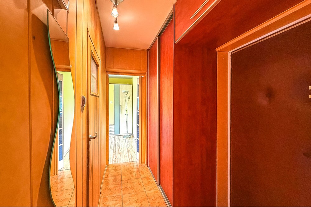 Mieszkanie - Sprzedaż - Łódź, Polska - Mieszkanie-na-sprzedaz-Lodz-Baluty-5.jpg - 470191035-110