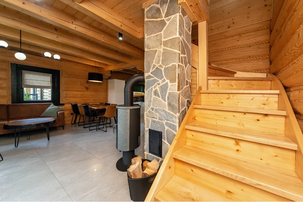 Biznes - Sprzedaż - Istebna, Polska - MIODM_040M.jpg - 800061093-116