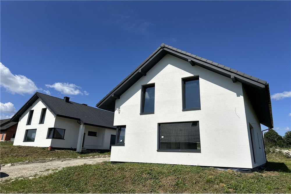 Dom wolnostojący - Sprzedaż - Międzyrzecze Górne, Polska - 32 - 800061103-172