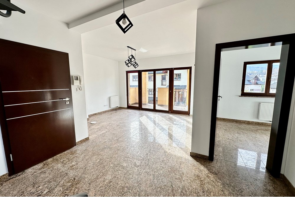 Mieszkanie dwupoziomowe - Sprzedaż - Bielsko-Biała, Polska - IMG_0523.jpeg - 800061098-182