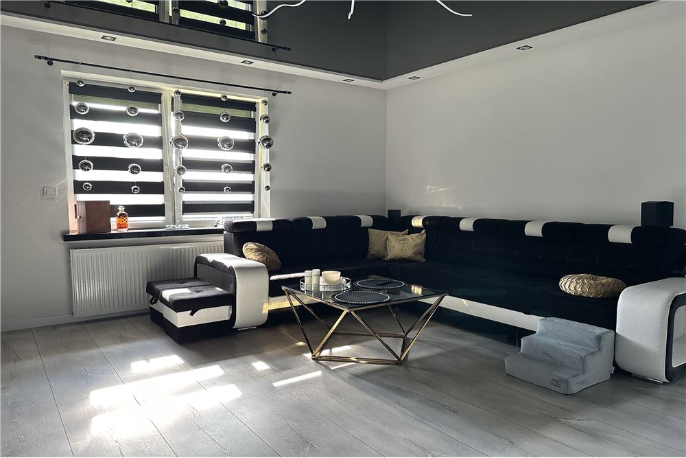 Mieszkanie - Sprzedaż - Bielsko-Biała, Polska - 4 - 800061098-166