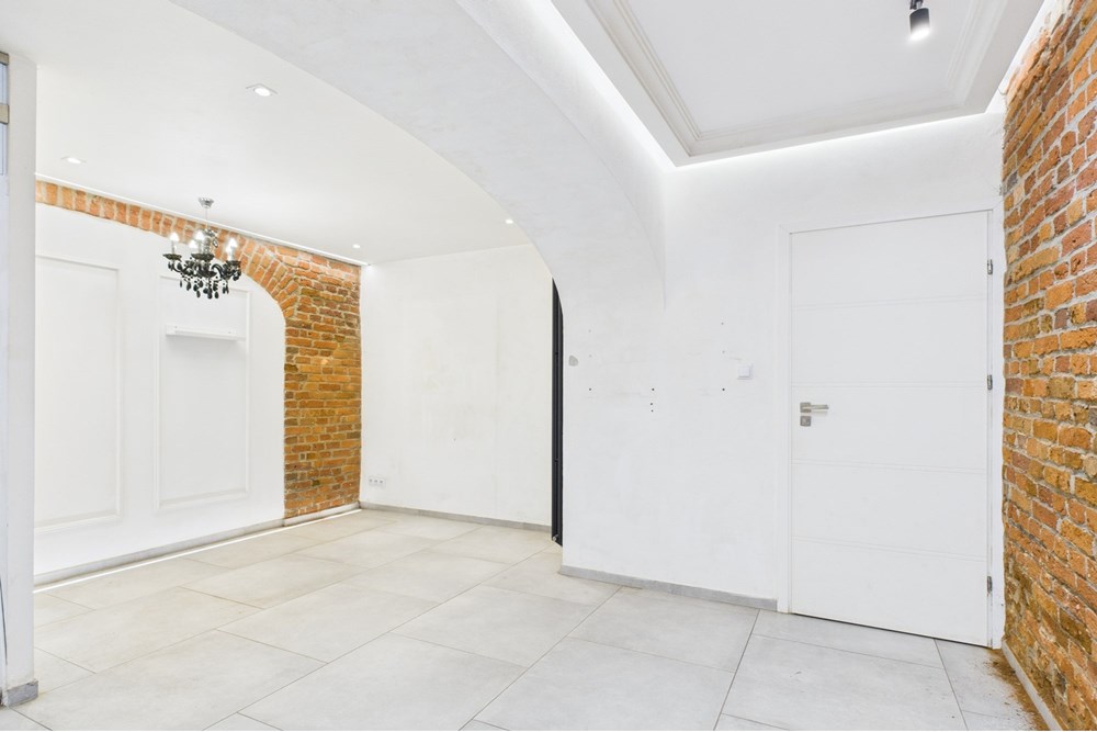 Biznes - Sprzedaż - Kutno, Polska - CAM03517G0-PR0040-STILL002.jpg - 470291005-24