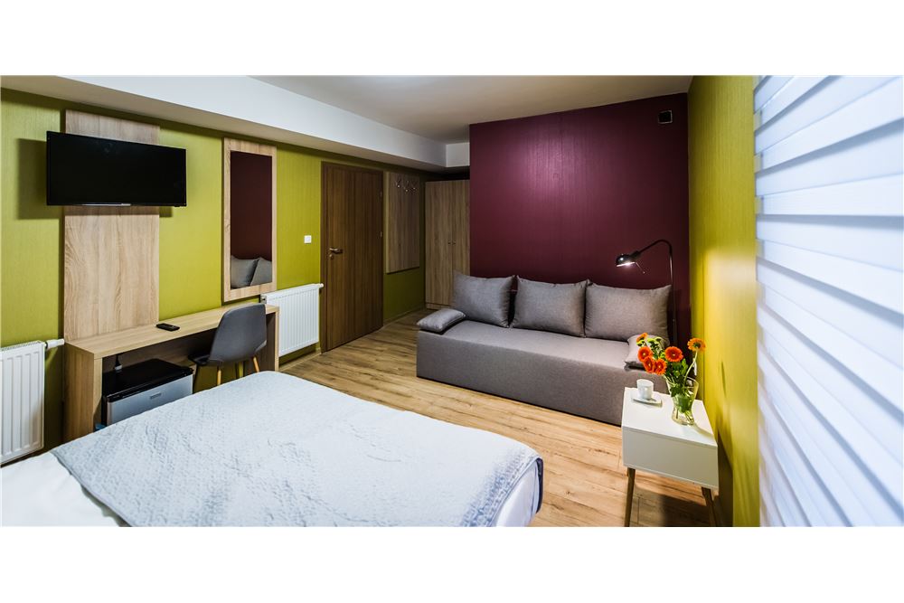 Nieruchomość inwestycyjna - Sprzedaż - Korbielów, Polska - 26 - 800061076-395