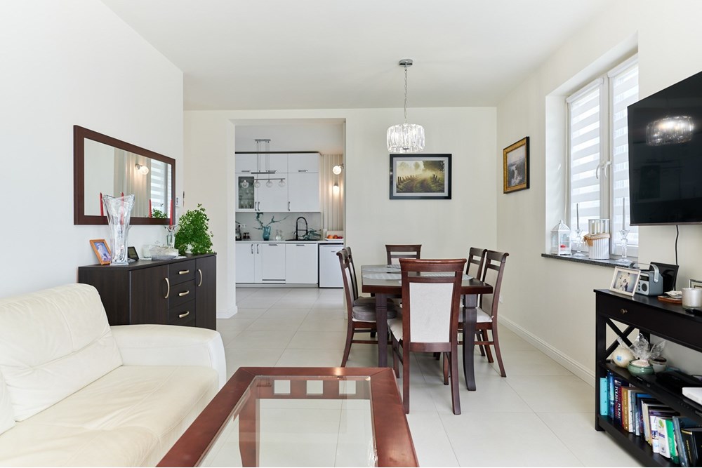 Mieszkanie - Sprzedaż - Bielsko-Biała, Polska - 2.jpg - 800061016-1280