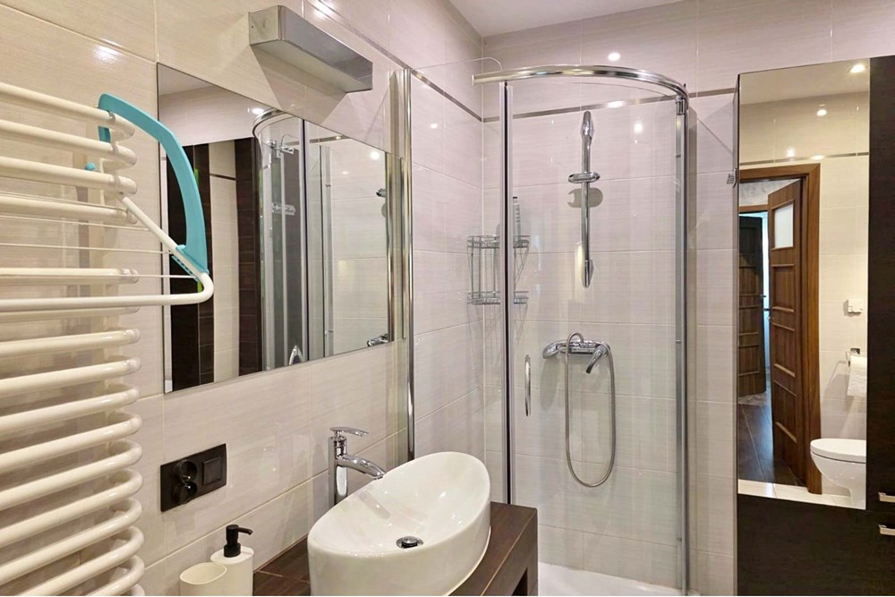 Mieszkanie na parterze - Sprzedaż - Bielsko-Biała, Polska - 18.jpg - 800061016-1271