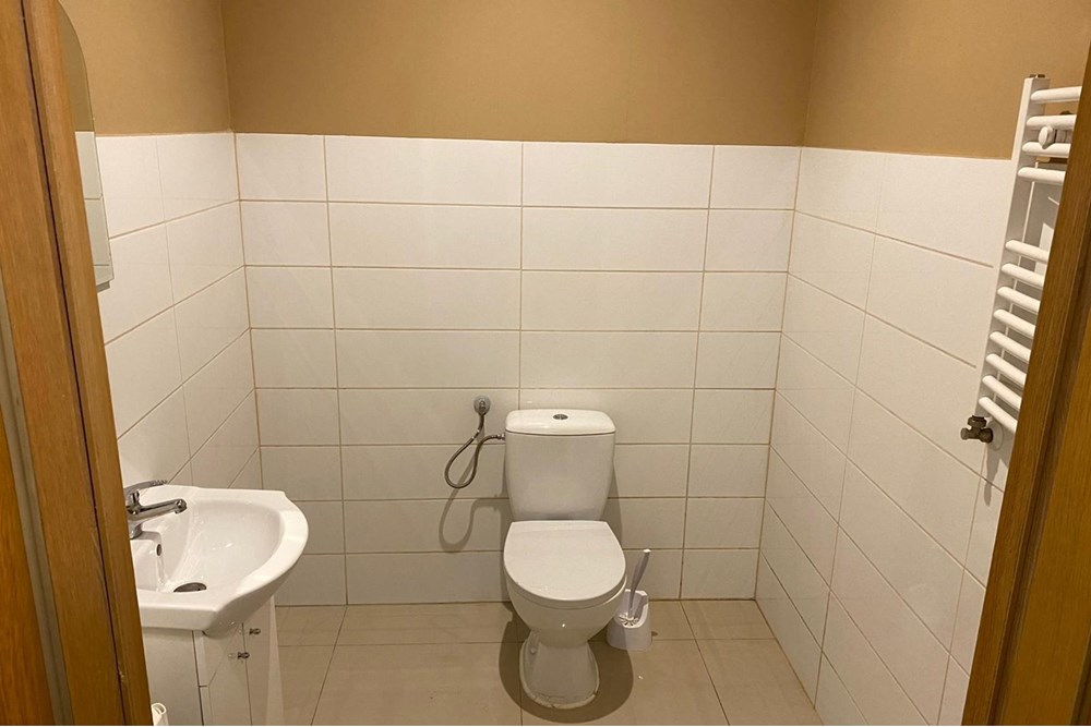 Lokal handlowy/usługowy - Sprzedaż - Warszawa, Polska - WhatsApp Image 2025-07-04 at 16.14.56 (1).jpeg - 810131032-97