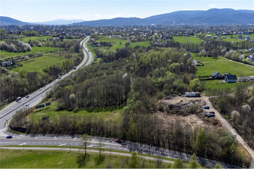 Nieruchomość inwestycyjna - Sprzedaż - Bielsko-Biała, Polska - 26 - 800061103-157