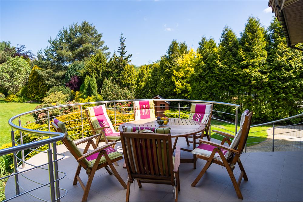 Dom wolnostojący - Sprzedaż - Łódź, Polska - Taras - 470291004-251