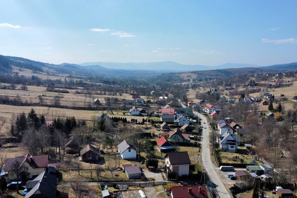 Działka budowlana - Sprzedaż - Kocoń, Polska - dji_fly_20250322_124600_444_1742814753147_photo_optimized.jpg - 800061130-11