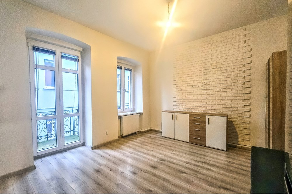 Mieszkanie - Sprzedaż - Łódź, Polska - Mieszkanie-na-sprzedaz-Lodz-5.jpg - 470191039-146